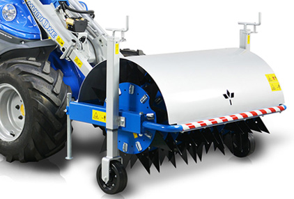 Spike aerator attachment for mini loader multione