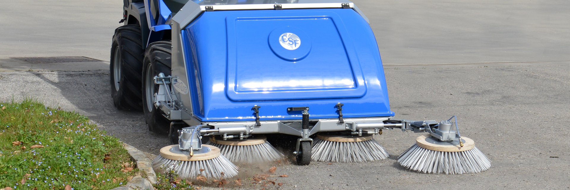 Multione_vacuum_sweeper_attachment